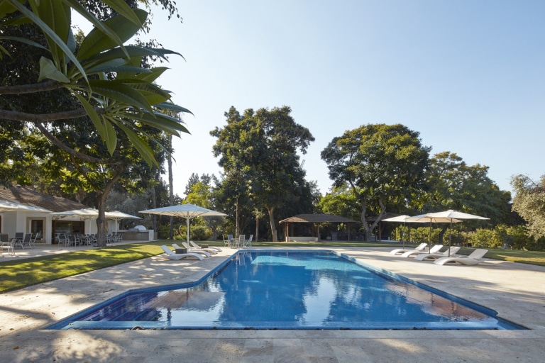 Mansion for sale in Savyon - De Botton Real Estate